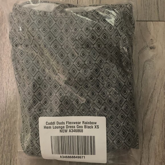 NWT CUDDL DUDS FLEXWEAR RAINBOW HEM LOUNGE DRESS - Picture 11 of 14